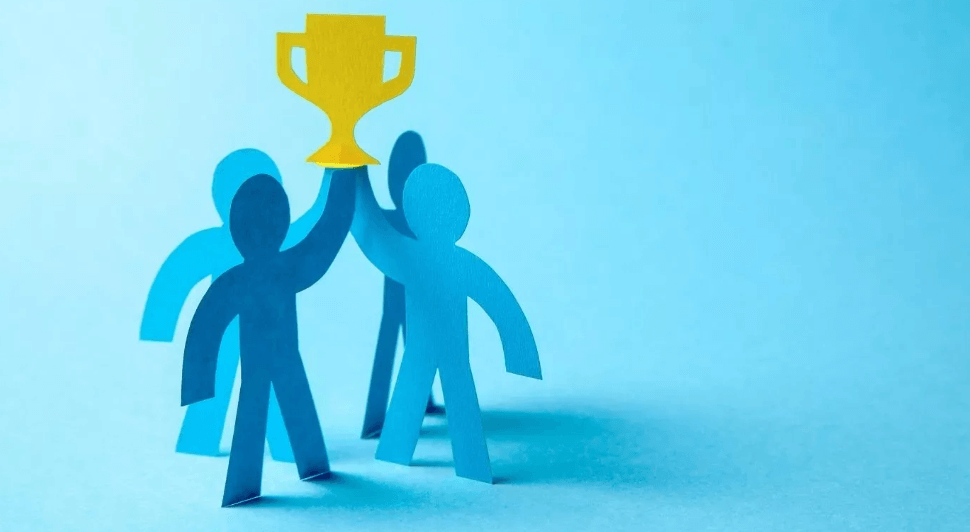 Importance & Benefits of Employee Rewards & Recognition