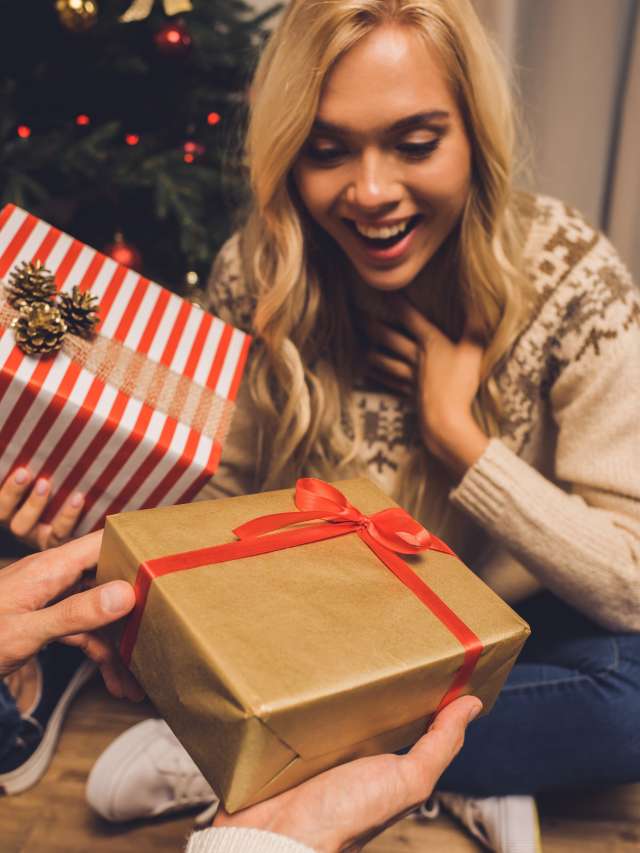 Creative Gift Exchange Ideas for the Workplace