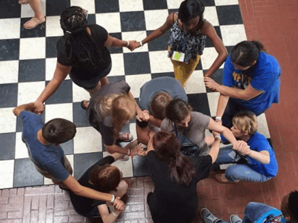 Human Knot